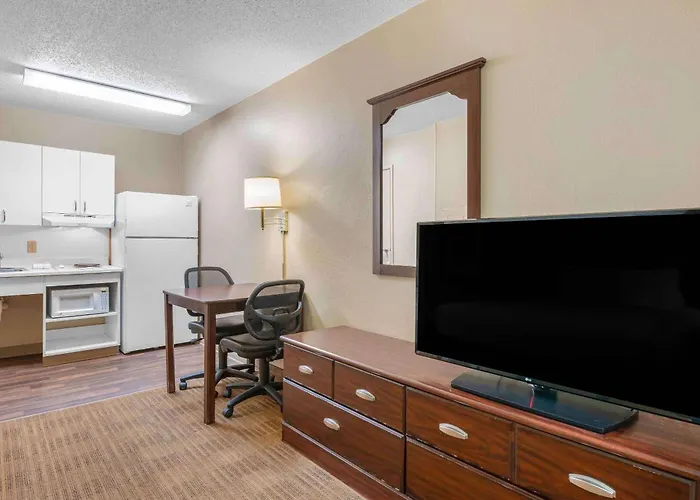 Extended Stay America Select Suites - Tampa - Brandon
